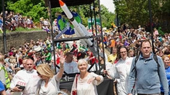 Knaresborough Lions thank all for 2017 Bed Race Help